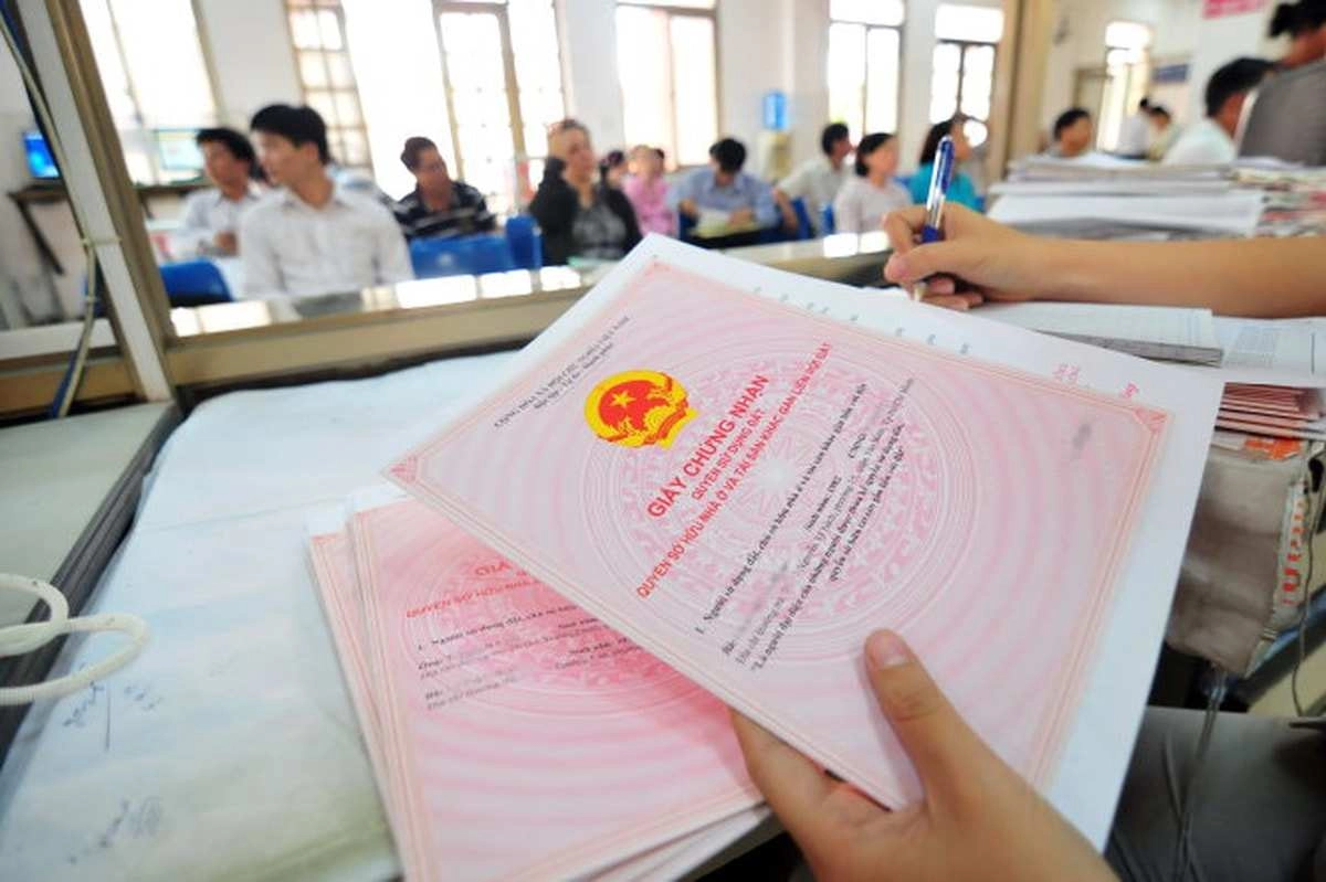 Sổ đỏ thế chấp ngân hàng vẫn được cập nhật thông tin: Bước chuyển từ quản lý giấy tờ sang dữ liệu đất đai số