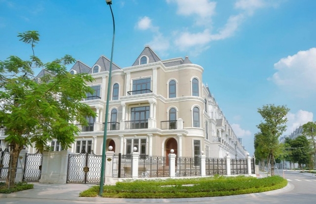 Soi giá bán biệt thự, liền kề loạt 