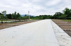 Giá đất nền tăng mạnh, chuyên gia chỉ rõ khu vực tiềm năng và rủi ro